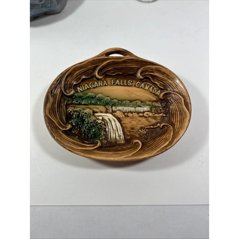 Niagara Falls Canada Vintage‎ Bowl Wall Hanging Made Japan